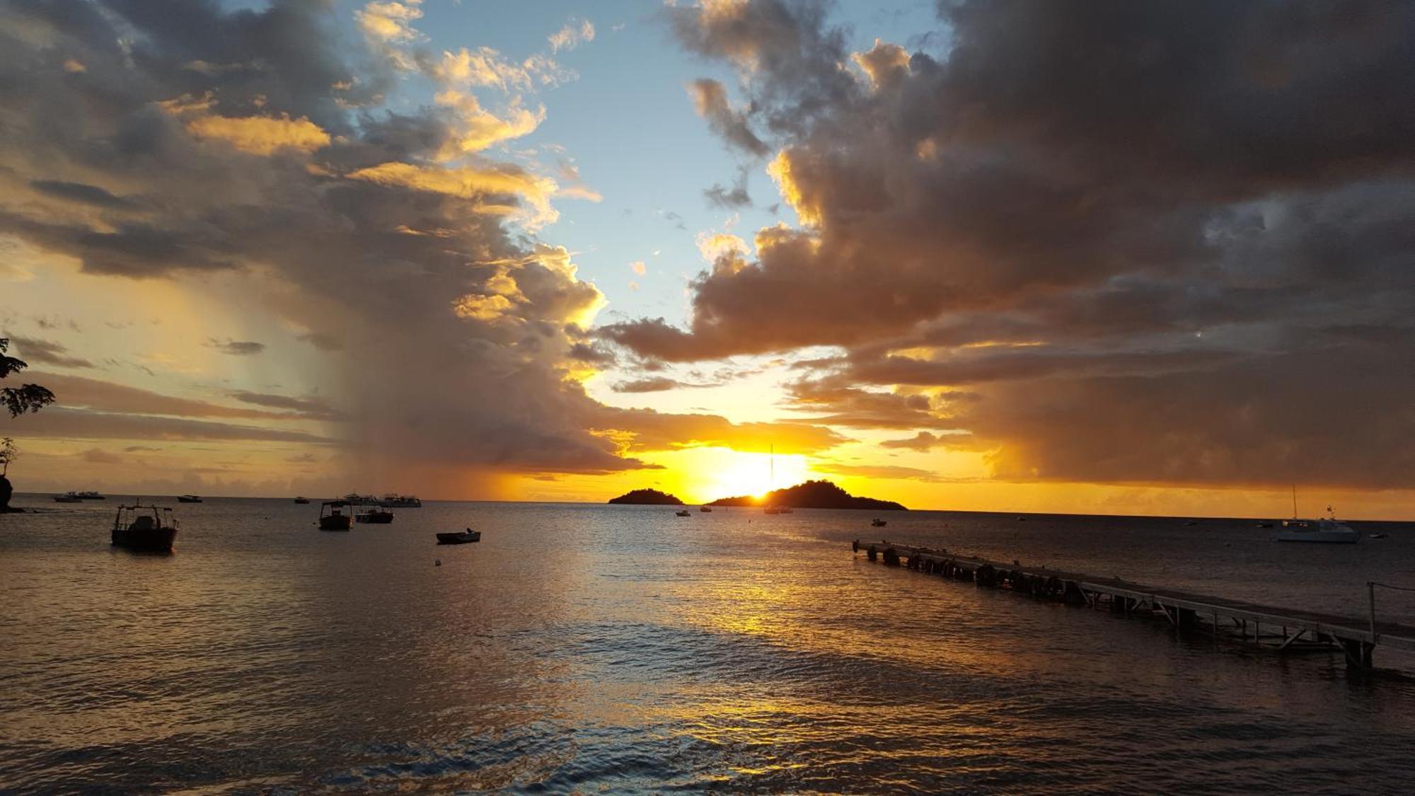 Vacances Bien Etre Guadeloupe Bouillante Exteriér fotografie